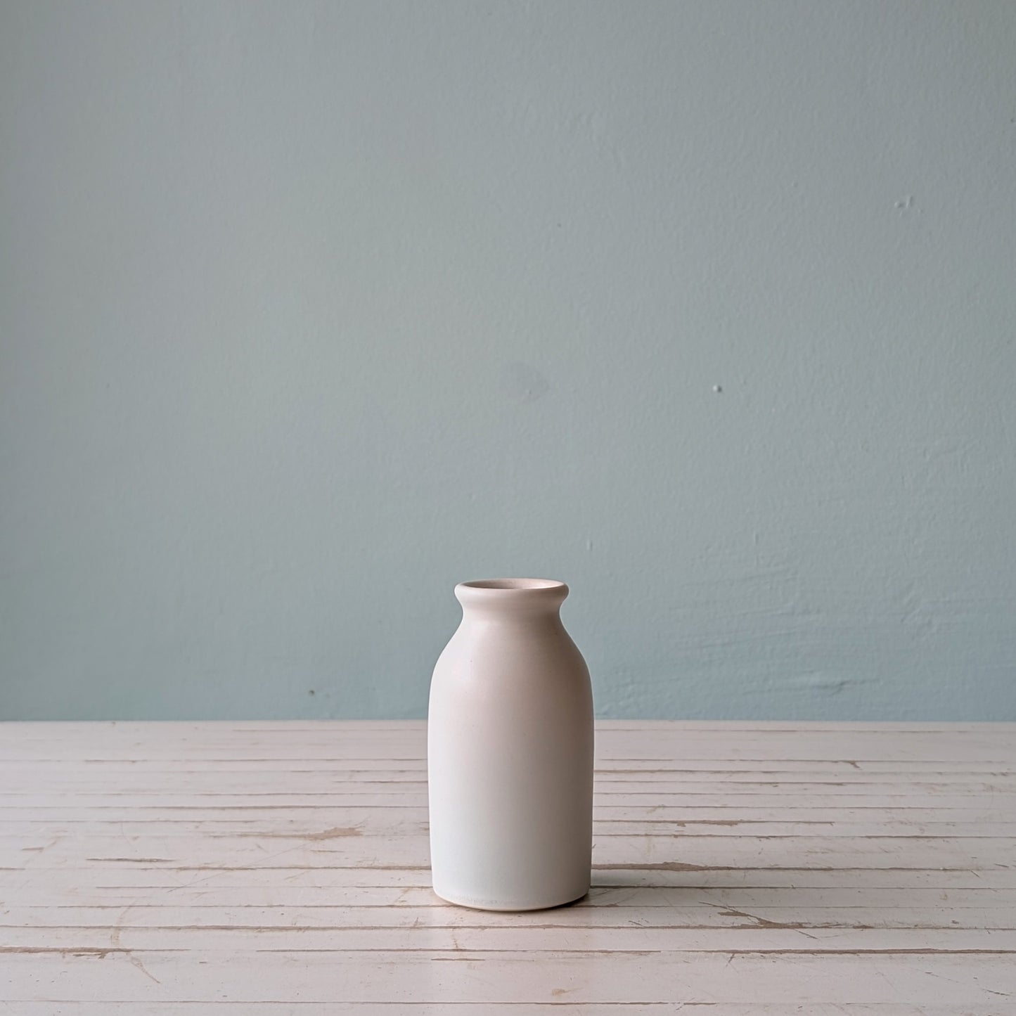 Bud Vase Pale Blue Matte (Asahi So)