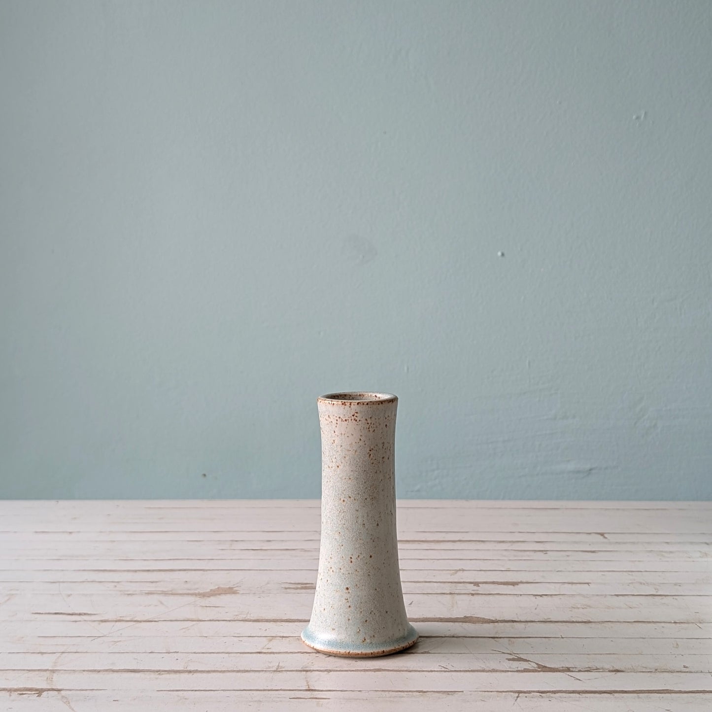 Bud Vase Pale Blue Matte (Asahi So)