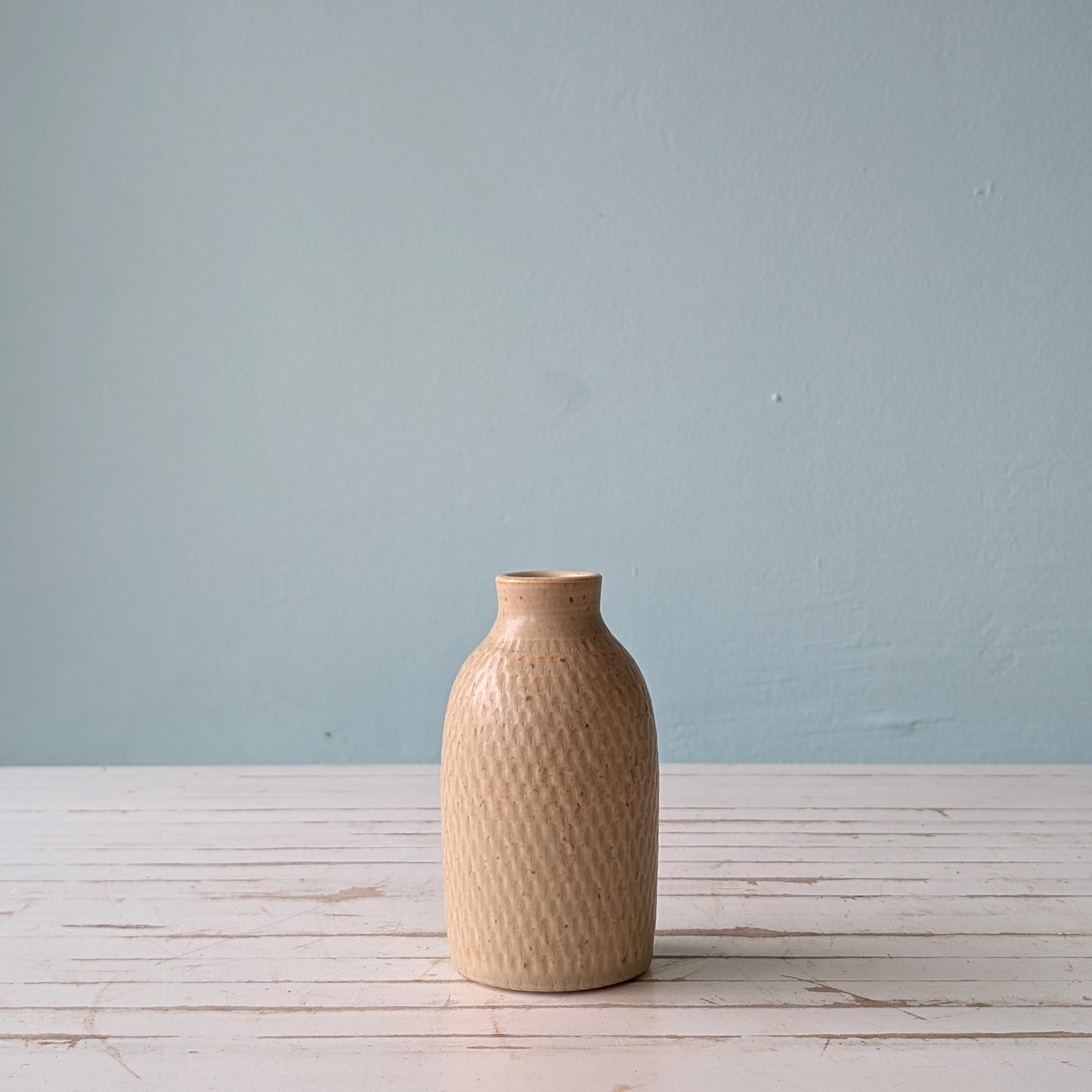 Bud Vase Sand (Asahi So)