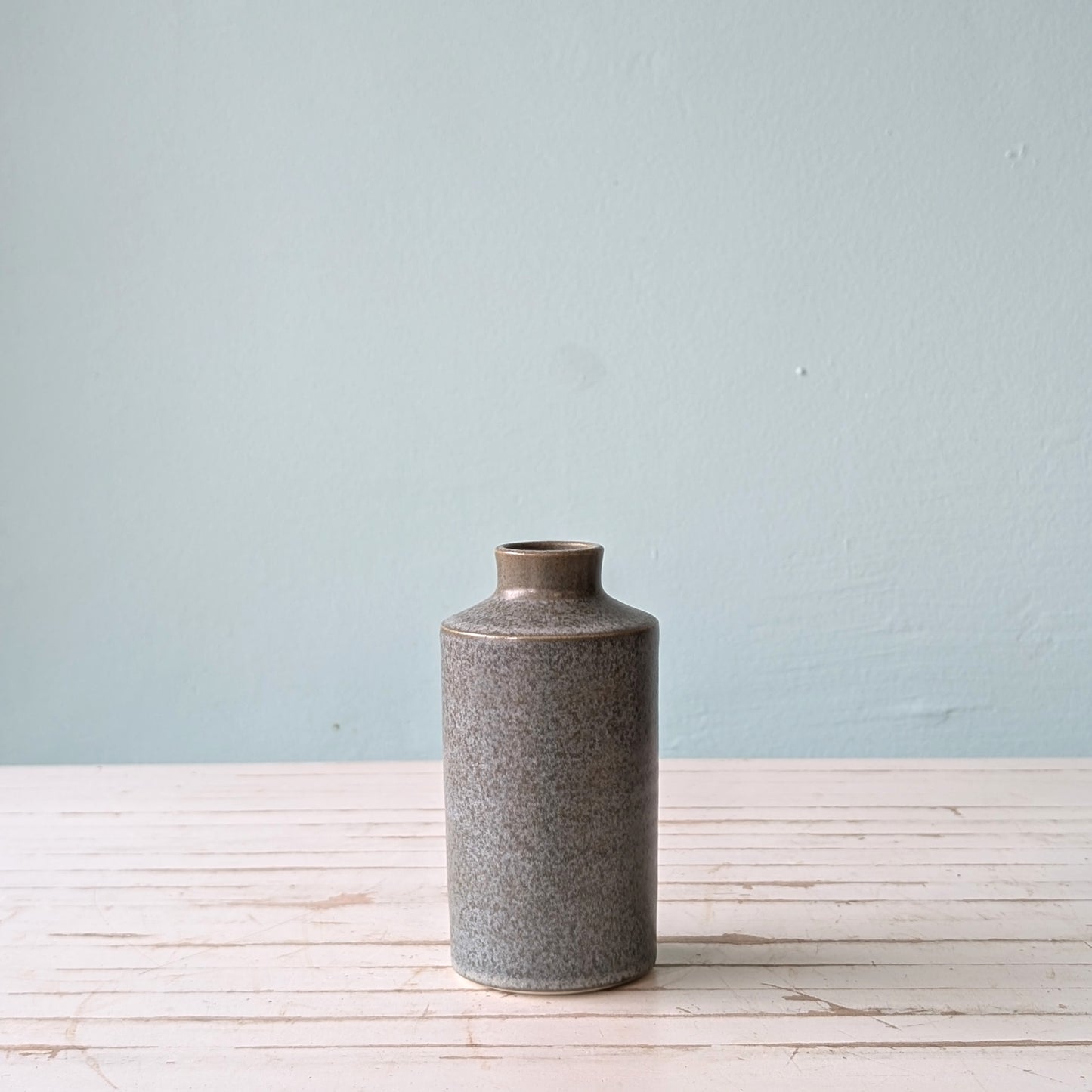 Bud Vase Slate (Asahi So)