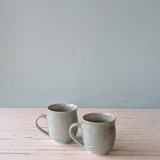 Threrese McMahon 300ml mug azure