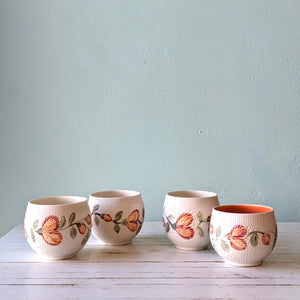 Dariya Gratte carved porcelain wildflower bowl orange