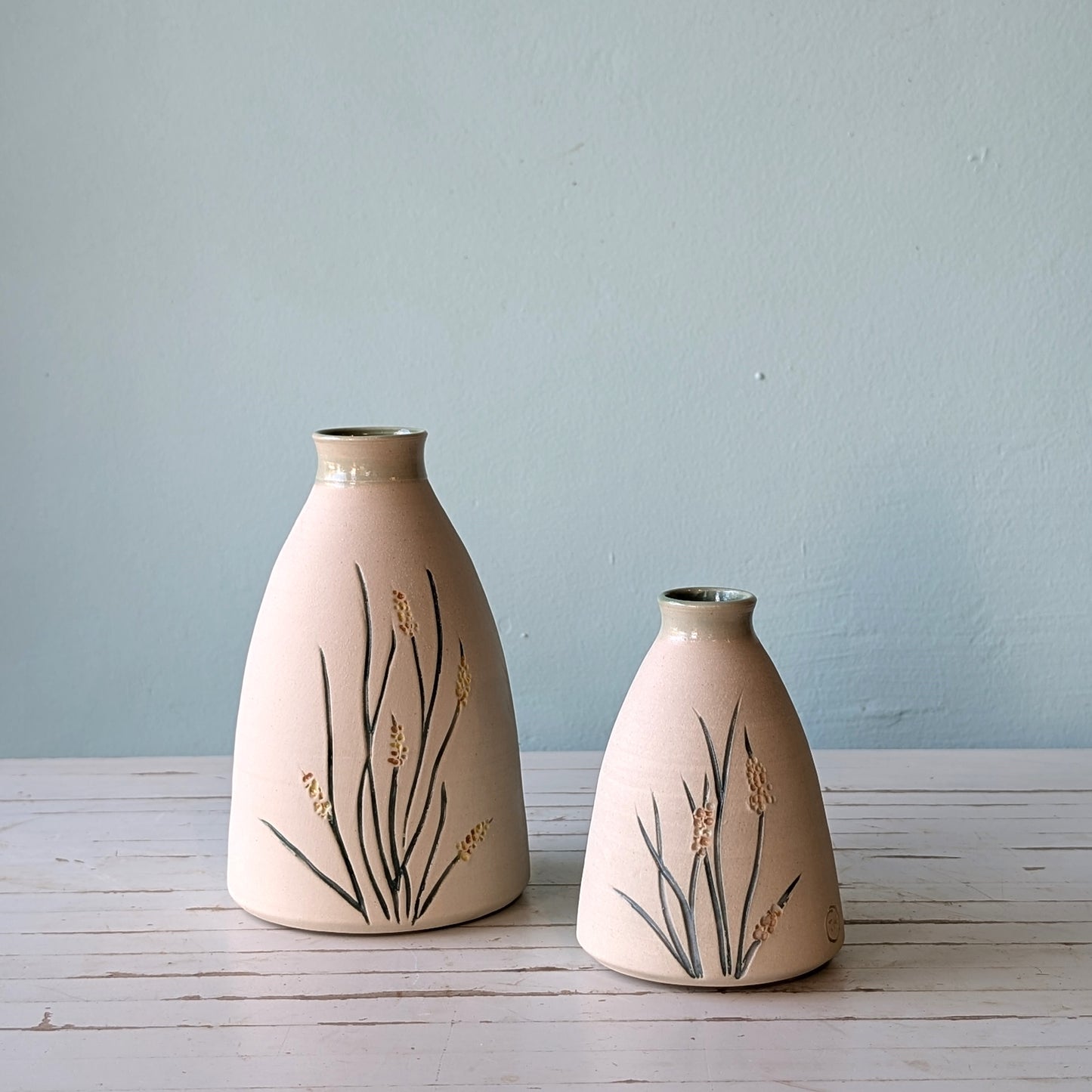 Lomandra Vase Assorted Sizes (Therese McMahon)