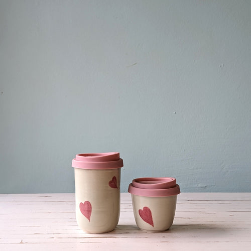 Reusable Takeaway Cup Full Hearts (Therese McMahon)