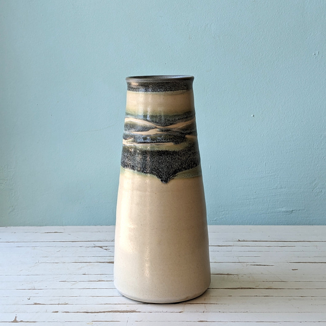 Shoreline Vase TM1313 (Therese McMahon)